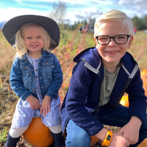 Meet your Posher, Angela - Picture 3 of 3